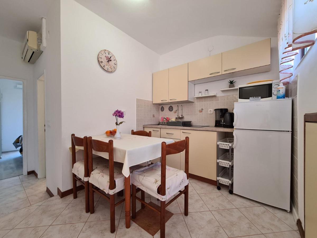 Apartments Slavko 1179 Banjole Exterior foto